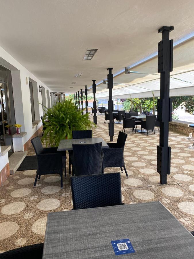 Hotel Las Cigueenas ตรูคีโย ภายนอก รูปภาพ